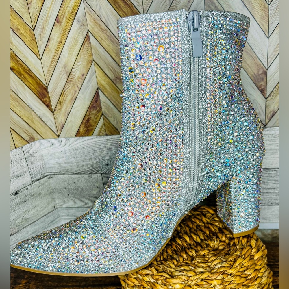 Iceberg booties!